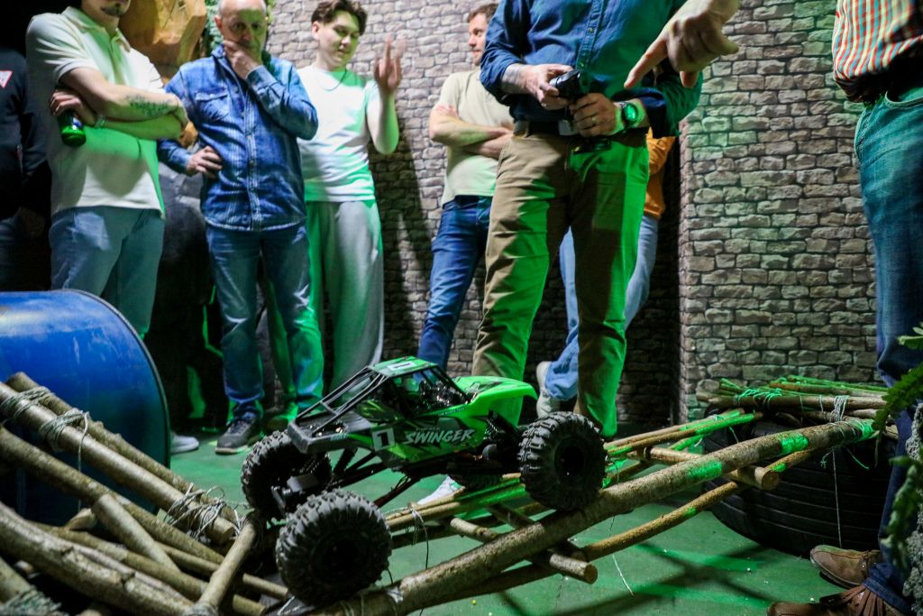 Segelboot bei Sonnenuntergang – Symbol für Change Prozesse, Führung und gemeinsame Zielerreichung